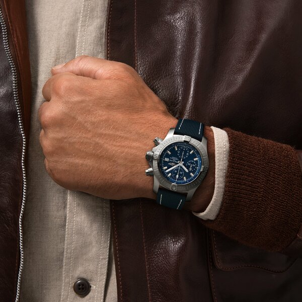 Breitling Avenger Chronograph 43 A13385101C1X1 Breitling Avenger Chronograph 43 A13385101C1X1