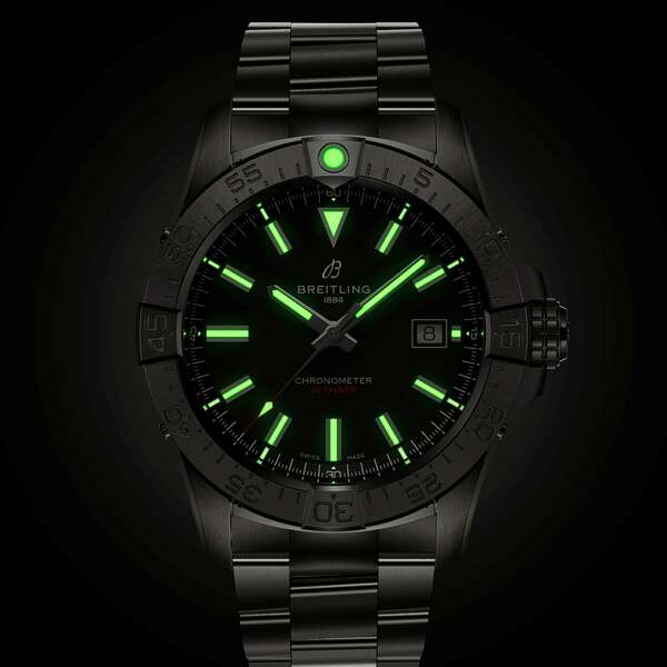 Breitling Avenger Automatic 42 A17328101B1A1