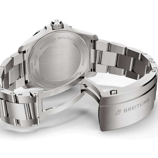 Breitling Avenger Automatic 42 A17328101C1A1 Breitling Avenger Automatic 42 A17328101C1A1