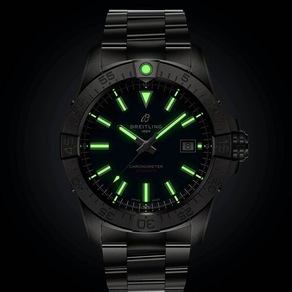 Breitling Avenger Automatic 42 A17328101C1A1 Breitling Avenger Automatic 42 A17328101C1A1