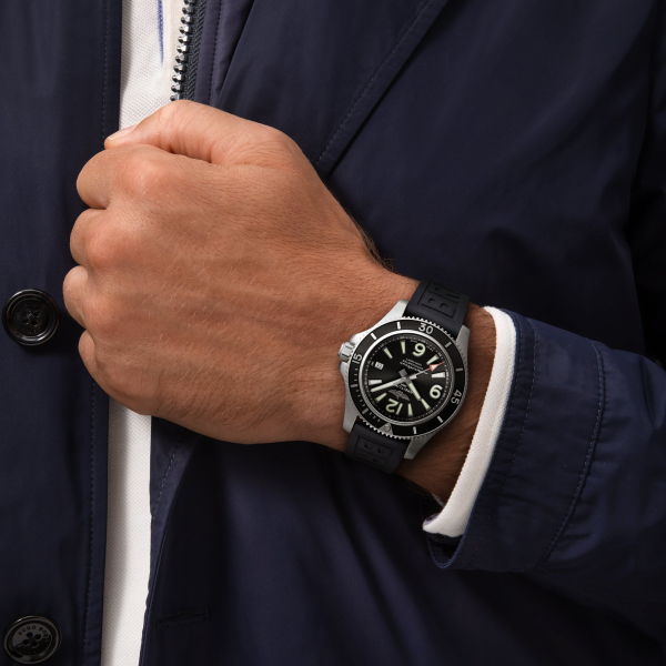 Breitling Superocean Automatic 42 A17366021B1S1