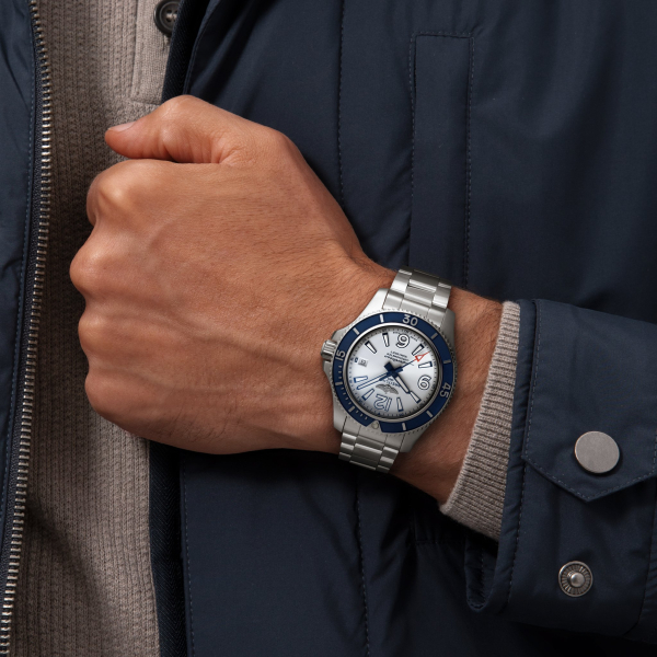 Breitling Superocean Automatic 42 A17366D81A1A1 Breitling Superocean Automatic 42 A17366D81A1A1