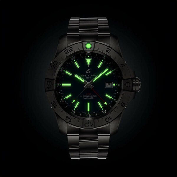 Breitling Avenger Automatic GMT 44 A32320101C1A1 Breitling Avenger Automatic GMT 44 A32320101C1A1