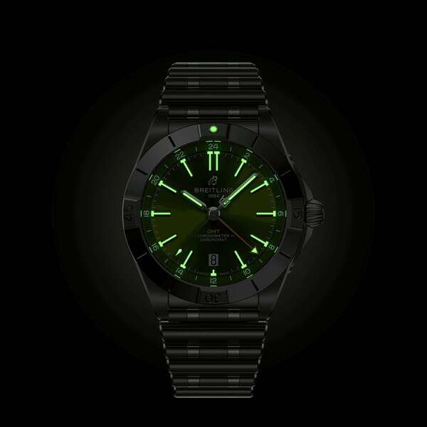 Breitling Chronomat Automatic GMT 40 Giannis Antetokounmpo A32398A11L1A1