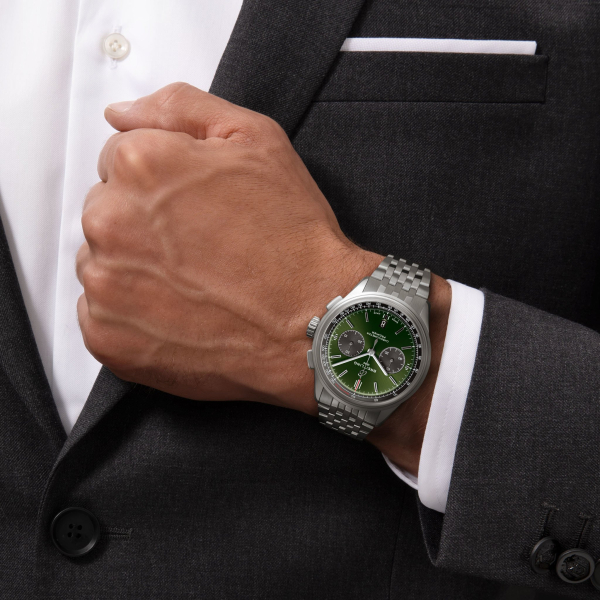 Breitling Premier B01 Chronograph 42 AB0118221L1A1 Breitling Premier B01 Chronograph 42 AB0118221L1A1