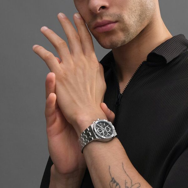 Maurice Lacroix Aikon AI1118-SS002-330-1 Maurice Lacroix Aikon AI1118-SS002-330-1