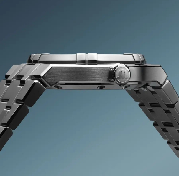 Maurice Lacroix Aikon Automatic Limited Summer Edition AI6007-SS00F-430-C Maurice Lacroix Aikon Automatic Limited Summer Edition AI6007-SS00F-430-C