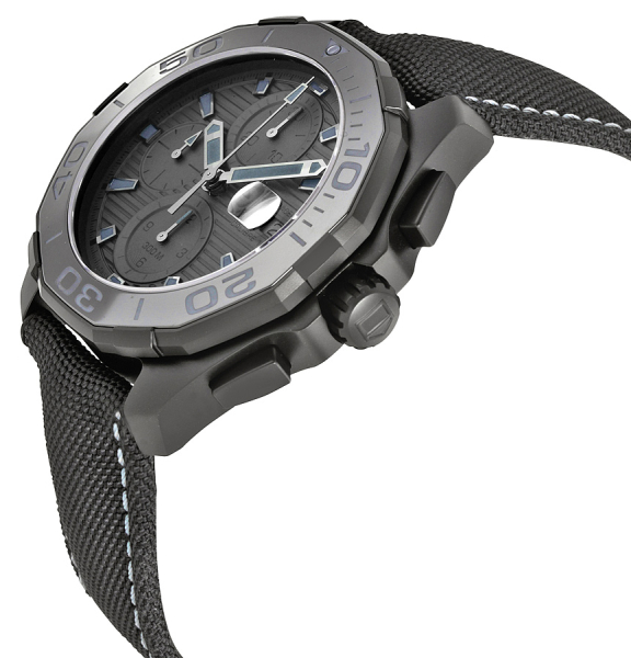 TAG Heuer Aquaracer CAY218B.FC6370  TAG Heuer Aquaracer CAY218B.FC6370