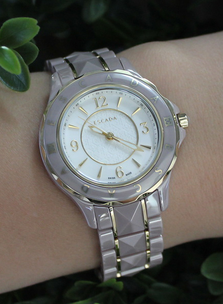 Escada Adriana E4165022 