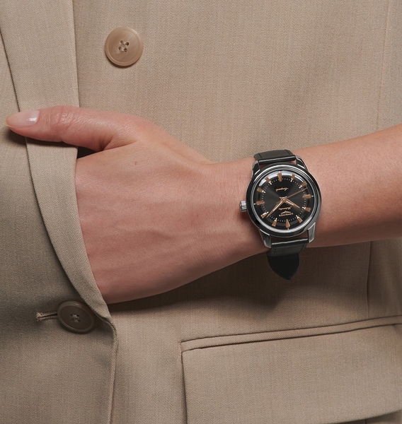 Longines Conquest Heritage L1.649.4.52.2