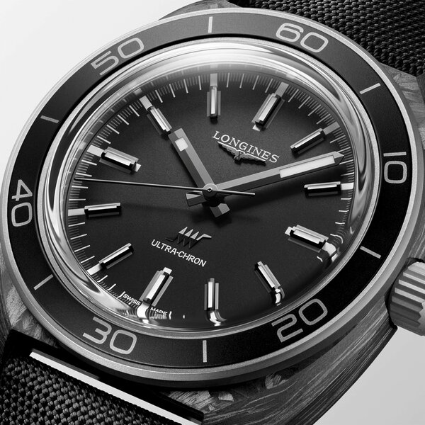 Longines Heritage Ultra-Chron Carbon L2.839.4.52.2 Longines Heritage Ultra-Chron Carbon L2.839.4.52.2