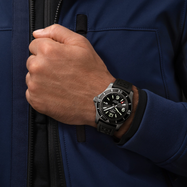 Breitling Superocean Automatic 46 M17368B71B1S2 Breitling Superocean Automatic 46 M17368B71B1S2