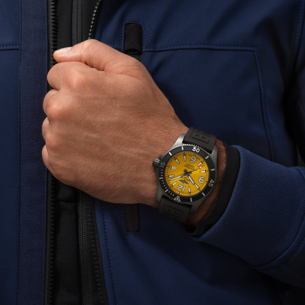 Breitling Superocean Automatic 46 M17368D71I1S1 Breitling Superocean Automatic 46 M17368D71I1S1