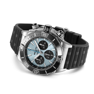 Breitling Super Chronomat B01 44 PB0136251C1S1