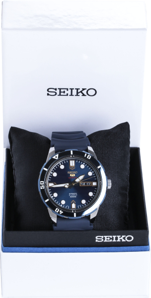 Seiko CS Sports SRP677K2S