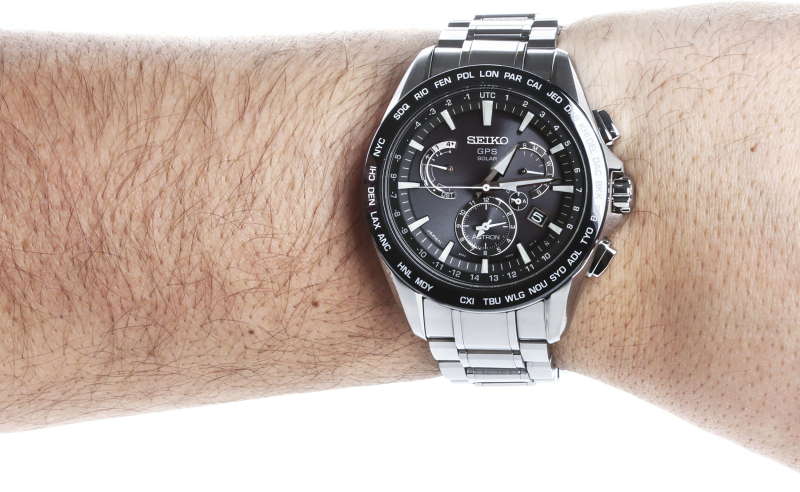 Seiko Astron SSE077J1