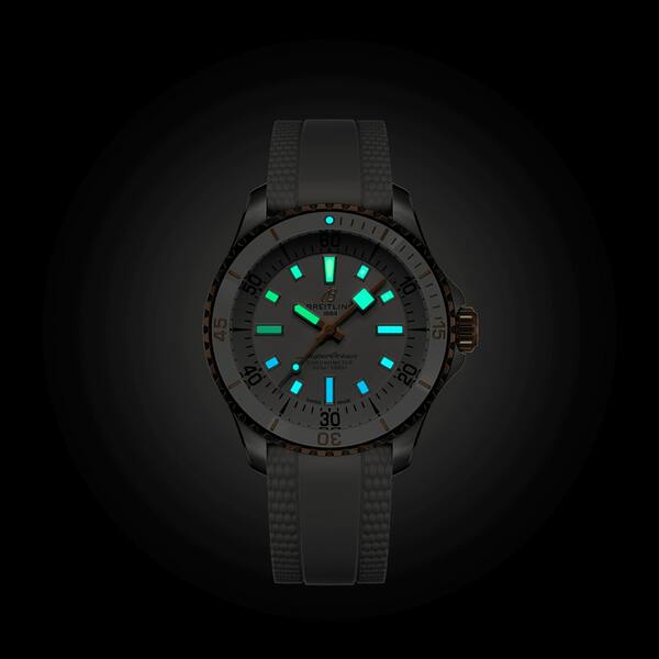 Breitling Superocean Automatic 36 Slow Motion U17377211A1S1